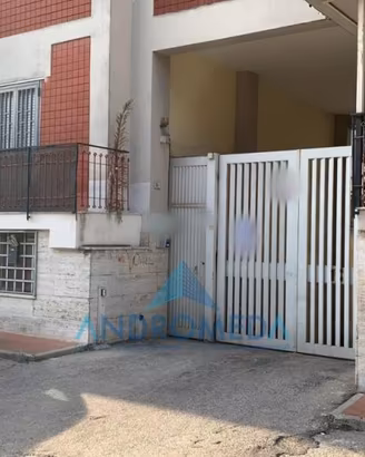 Box / Garage di 15 m² a Grumo Nevano