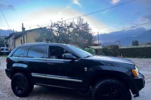 Jeep grand cherokee overland