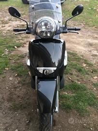 Scooter Aprilia 500