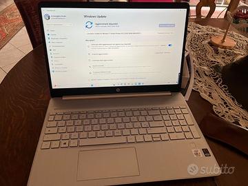 Laptop HP 15’’ i7