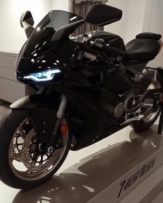 Norton V4 MANX-R APEX