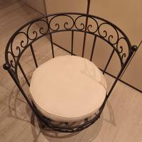 Poltroncina in ferro battuto 