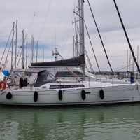 Barca vela Beneteau Oceanis 37