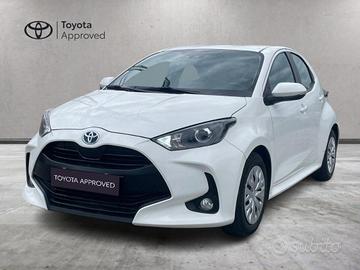 TOYOTA Yaris 1.5 Hybrid 5 porte Active