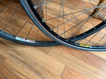 Coppia di Ruote Campagnolo Chorus 8v