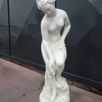 Scultura gesso nudo femminile