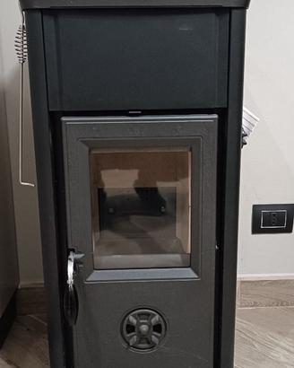 Stufa a legna NORDICA EXTRAFLAME