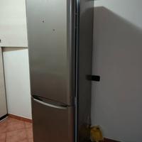 Frigorifero total no frost Indesit