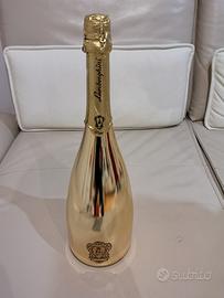 bottiglia brut vino spumante Lamborghini 