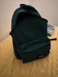 Zaino eastpak nuovo mai usato