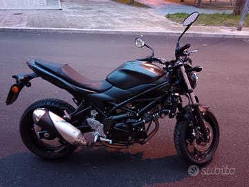 Moto SUZUKI SV 650