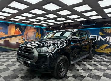 Toyota Hilux 2.4 D-4D A/T 4WD 4 porte Double Cab C