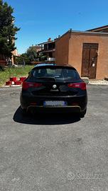 Alfa Romeo giulietta 1.6