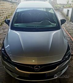 Opel Astra 1.5 CDTI 122cv Business Elegance