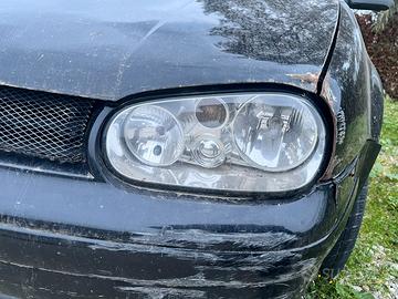 VW golf serie 4 per pezzi di ricambio