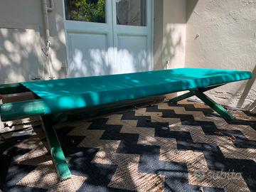 Tipica branda lettino prendisole