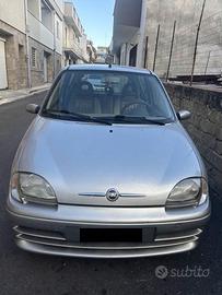 Fiat 600