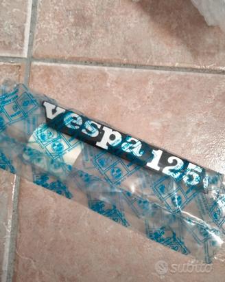 targhetta vespa 125 V FL 