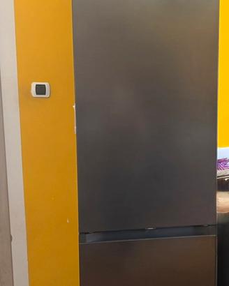 Frigorifero combinato Samsung Bespoke RB38-Nero