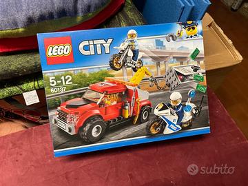 Lego City 60137 Autogrù in panne