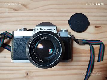 Fotocamera Vintage Nikkormat + Obiettivo Nikkor 50