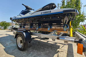 Yamaha EX wave runner