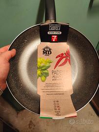 padella diametro 26 nuova