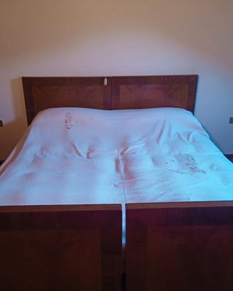 Letto legno massiccio vintage