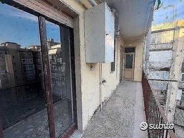 Appartamento trivani Taranto via Andronico