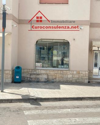 Tabaccheria storica arredata a Presicce-Acquarica