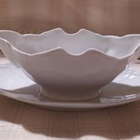 Salsiera vintage in ceramia bianca