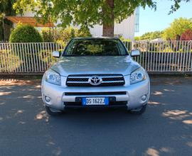 TOYOTA RAV4 CROSSOVER 2.2 D-Cat 177 CV LUXURY