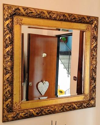 Specchio molato con cornice misure 100cmx100cm.