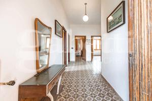 Casa indipendente trilivelli libera su 4 lati