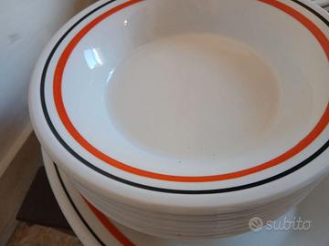 Servito da 6 Piatti in Ceramica di Gualdo Tadino