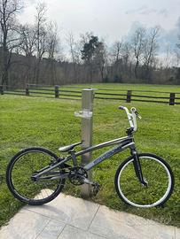 BMX STAYSTRONG PRO FORCELLA IN CARBONIO