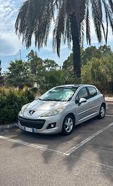 Peugeot 207 1.4 benzina