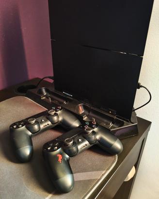 PS4 da 1TB + 2 joystick