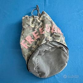 SACCA MIMETICA CON PORTA SCARPE