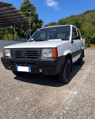 Fiat Panda 4x4  Trekking 1.1  i.e.  1999 - 5000€