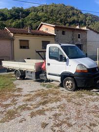 Renault trucks mascott
