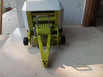 Bruder CLAAS ROLLANT 250 ROTO Cut