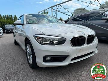 BMW 118 i 5p. Advantage