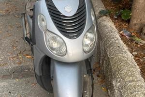 piaggio carnaby 200