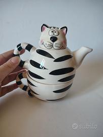 teiera e tazza gatto