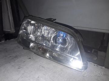FARO ANTERIORE DESTRO FIAT Multipla 2Â° Serie (04>