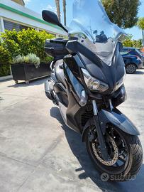 Yamaha xmax