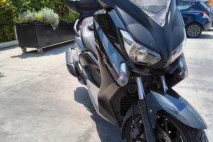 Yamaha xmax