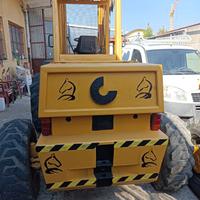carrello elevatore  da cantiere