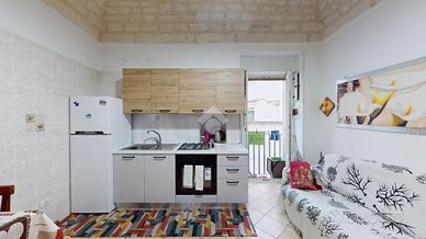 2 LOCALI A MARTINA FRANCA